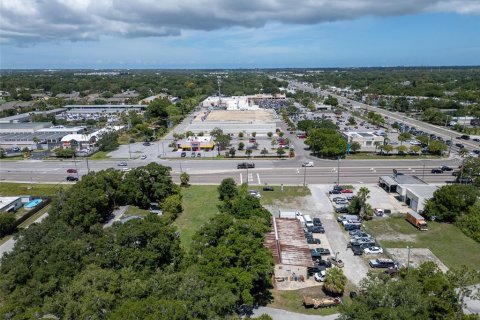 Commercial property in Largo, Florida 327.02 sq.m. № 2155418 - photo 8