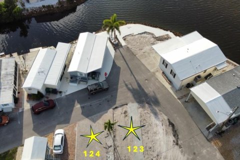 Land in Palmetto, Florida № 1893619 - photo 1