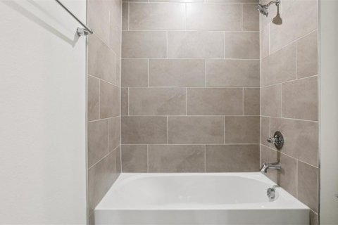 Купить виллу или дом в Лейкленд, Флорида 10 комнат, 206.89м2, № 2403014 - фото 24