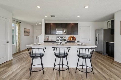 House in Ocala, Florida 4 bedrooms, 209.96 sq.m. № 1917718 - photo 4