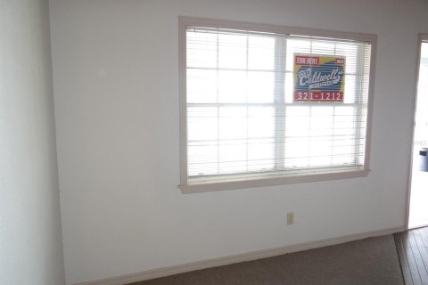 Immobilier commercial à louer à Tierra Verde, Floride: 65.03 m2 № 1832990 - photo 4