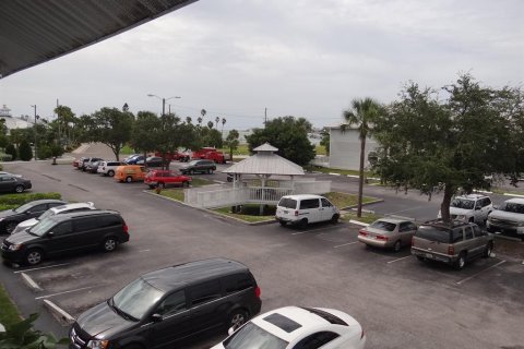 Immobilier commercial à louer à Tierra Verde, Floride: 65.03 m2 № 1832990 - photo 15