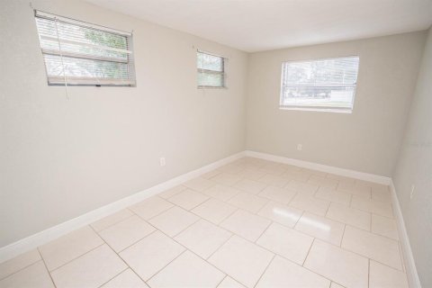 House in Tampa, Florida 3 bedrooms, 120.4 sq.m. № 1895118 - photo 21