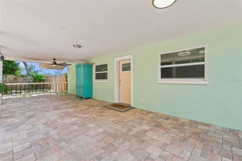 Villa ou maison à vendre à Saint Petersburg, Floride: 3 chambres, 124.86 m2 № 2209399 - photo 3