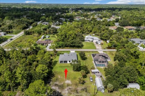Casa en venta en Lehigh Acres, Florida, 3 dormitorios, 165.18 m2 № 1951370 - foto 3