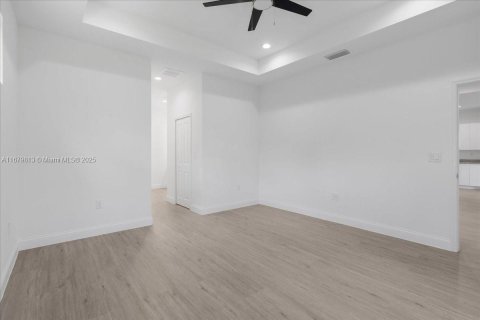 Casa en venta en Lehigh Acres, Florida, 3 dormitorios, 165.18 m2 № 1951370 - foto 16