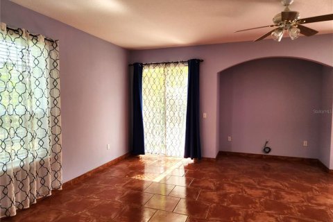 Touwnhouse à vendre à New Port Richey, Floride: 3 chambres, 156.63 m2 № 2211513 - photo 12