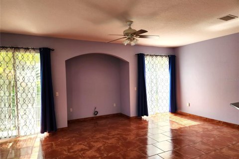 Touwnhouse à vendre à New Port Richey, Floride: 3 chambres, 156.63 m2 № 2211513 - photo 13