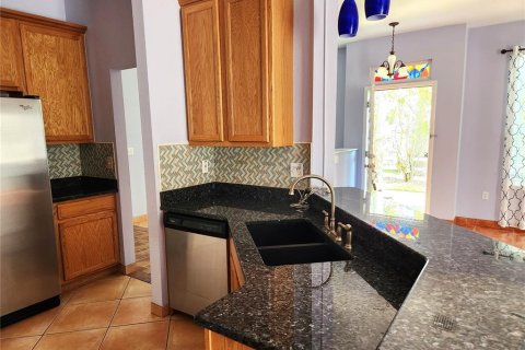 Touwnhouse à vendre à New Port Richey, Floride: 3 chambres, 156.63 m2 № 2211513 - photo 8