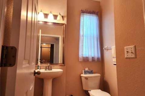Touwnhouse à vendre à New Port Richey, Floride: 3 chambres, 156.63 m2 № 2211513 - photo 17
