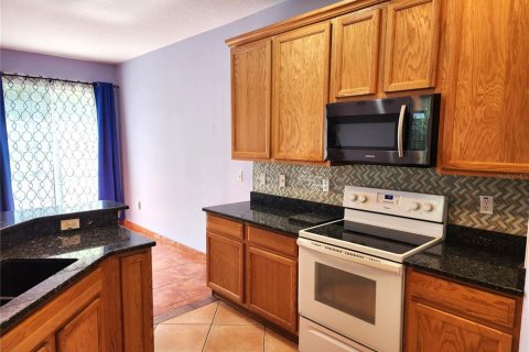 Touwnhouse à vendre à New Port Richey, Floride: 3 chambres, 156.63 m2 № 2211513 - photo 7