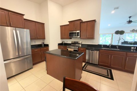 House in Kissimmee, Florida 4 bedrooms, 201.13 sq.m. № 2103807 - photo 13