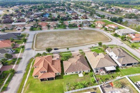 House in Kissimmee, Florida 4 bedrooms, 201.13 sq.m. № 2103807 - photo 27