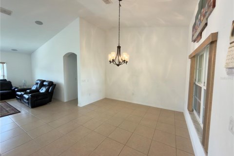 House in Kissimmee, Florida 4 bedrooms, 201.13 sq.m. № 2103807 - photo 11