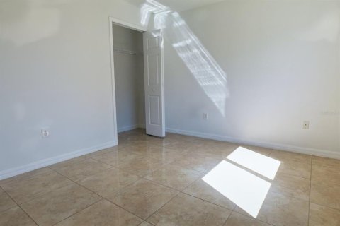 Villa ou maison à vendre à Riverview, Floride: 4 chambres, 143.44 m2 № 2433745 - photo 12