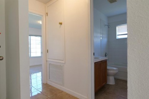 Villa ou maison à vendre à Riverview, Floride: 4 chambres, 143.44 m2 № 2433745 - photo 14