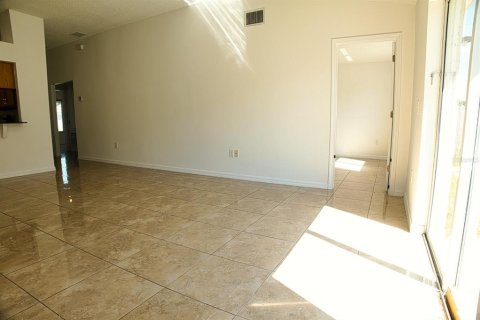 Villa ou maison à vendre à Riverview, Floride: 4 chambres, 143.44 m2 № 2433745 - photo 10