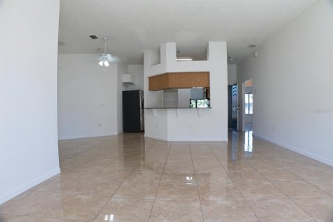 Villa ou maison à vendre à Riverview, Floride: 4 chambres, 143.44 m2 № 2433745 - photo 6