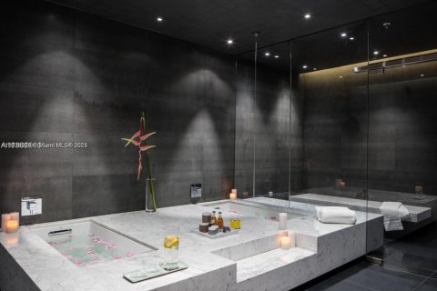 Copropriété à vendre à Miami, Floride: 1 chambre, 90.67 m2 № 1933813 - photo 18