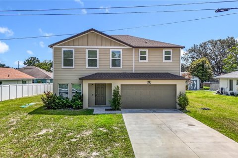 Villa ou maison à vendre à Spring Hill, Floride: 4 chambres, 168.25 m2 № 1856186 - photo 1