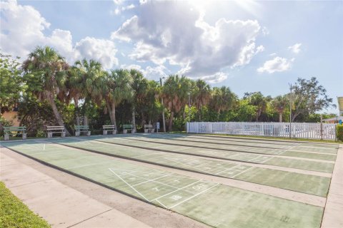 Villa ou maison à louer à New Port Richey, Floride: 2 chambres, 67.08 m2 № 2378266 - photo 23