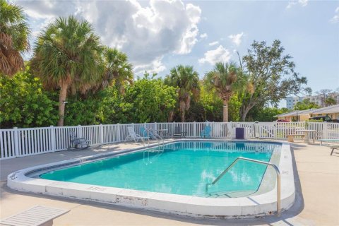 Villa ou maison à louer à New Port Richey, Floride: 2 chambres, 67.08 m2 № 2378266 - photo 25