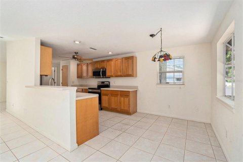 Casa en venta en Palm Harbor, Florida, 3 dormitorios, 174.93 m2 № 1865971 - foto 7