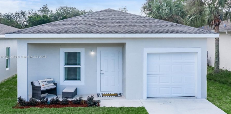 Villa ou maison à Sebring, Floride 3 chambres, 123.56 m2 № 1971686