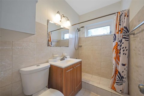 Купить виллу или дом в Норт-Майами, Флорида 3 спальни, 71.35м2, № 2048691 - фото 17