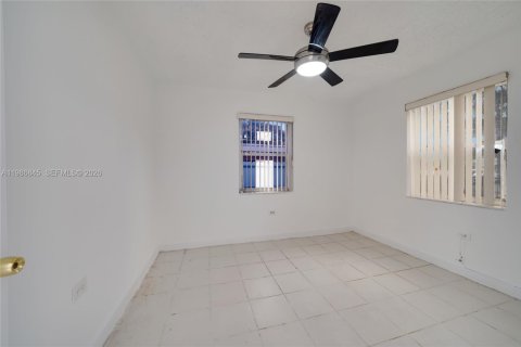 Купить виллу или дом в Норт-Майами, Флорида 3 спальни, 71.35м2, № 2048691 - фото 13