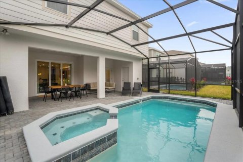 House in Clermont, Florida 7 bedrooms, 305.28 sq.m. № 2206321 - photo 24