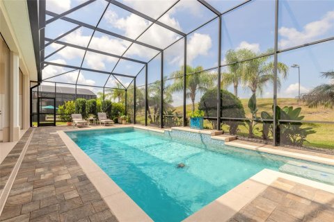 House in New Smyrna Beach, Florida 3 bedrooms, 266.26 sq.m. № 2258756 - photo 12