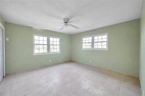 Propiedad comercial en venta en Gulfport, Florida, 5 dormitorios, 250.84 m2 № 1537310 - foto 28