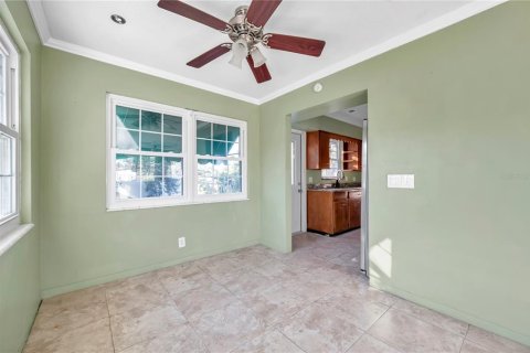 Propiedad comercial en venta en Gulfport, Florida, 5 dormitorios, 250.84 m2 № 1537310 - foto 21