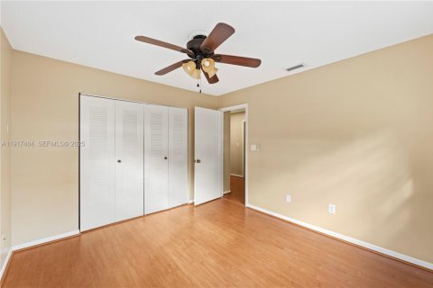 Снять в аренду таунхаус в Купер-Сити, Флорида 3 спальни, 138.24м2, № 1989209 - фото 20