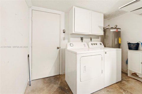 Снять в аренду таунхаус в Купер-Сити, Флорида 3 спальни, 138.24м2, № 1989209 - фото 8