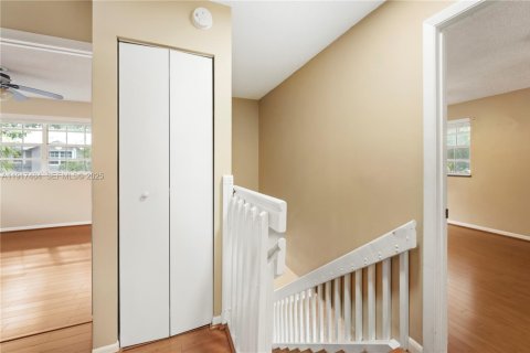 Снять в аренду таунхаус в Купер-Сити, Флорида 3 спальни, 138.24м2, № 1989209 - фото 17