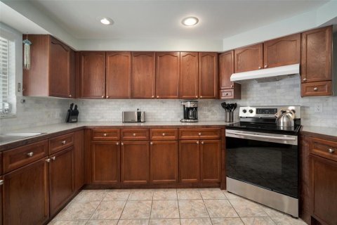 Casa en venta en Bradenton, Florida, 9 dormitorios, 476.96 m2 № 2224480 - foto 21
