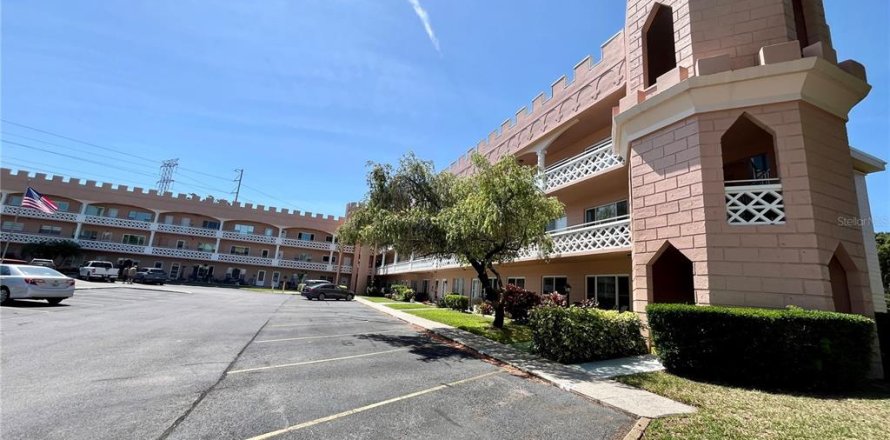 Condominio en Clearwater, Florida, 2 dormitorios № 1665809
