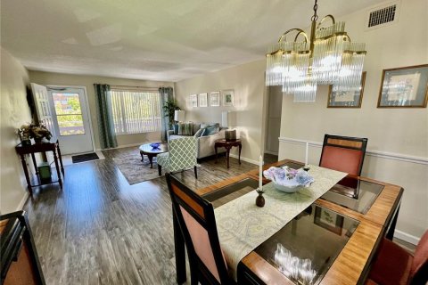 Condo in Clearwater, Florida, 2 bedrooms  № 1665809 - photo 9