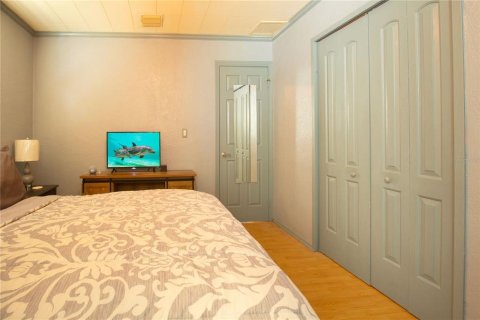 House in Clearwater, Florida 3 bedrooms, 103.86 sq.m. № 1812710 - photo 14