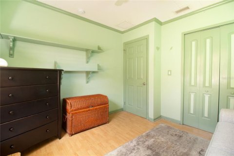 House in Clearwater, Florida 3 bedrooms, 103.86 sq.m. № 1812710 - photo 18