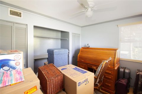 House in Clearwater, Florida 3 bedrooms, 103.86 sq.m. № 1812710 - photo 21