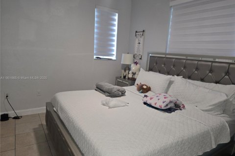 Condo in Homestead, Florida, 3 bedrooms  № 1953632 - photo 9