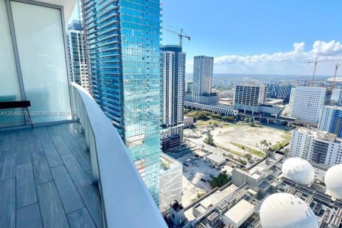 Condo in Miami, Florida, 1 bedroom № 2243113 - photo 25
