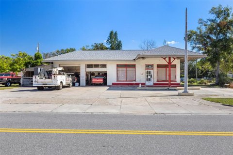 Propiedad comercial en venta en Eustis, Florida, 270.53 m2 № 1640884 - foto 2