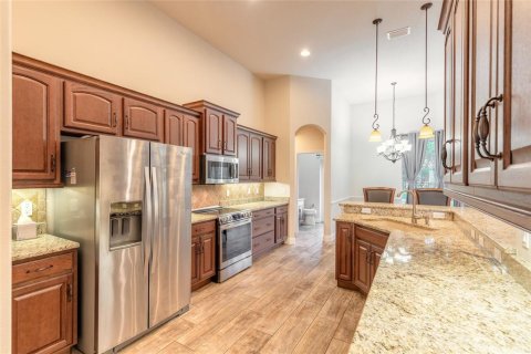 Villa ou maison à vendre à New Smyrna Beach, Floride: 3 chambres, 254.92 m2 № 2371513 - photo 6