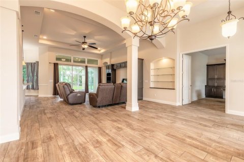 Villa ou maison à vendre à New Smyrna Beach, Floride: 3 chambres, 254.92 m2 № 2371513 - photo 17