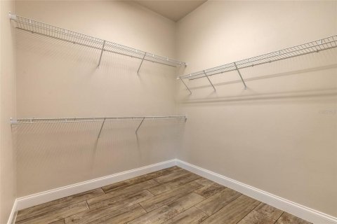 Villa ou maison à vendre à New Smyrna Beach, Floride: 3 chambres, 254.92 m2 № 2371513 - photo 30