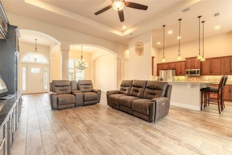 Villa ou maison à vendre à New Smyrna Beach, Floride: 3 chambres, 254.92 m2 № 2371513 - photo 21